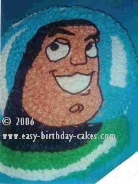 cartoon birthday cake