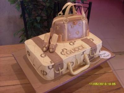 Louis Vuitton Suitcase wedding cake - Decorated Cake by - CakesDecor